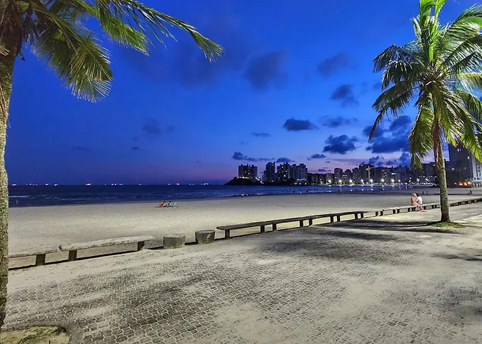 Ótima Localização - Praia das Pitangueiras - Guarujá Apartamento